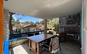 Apartment 25